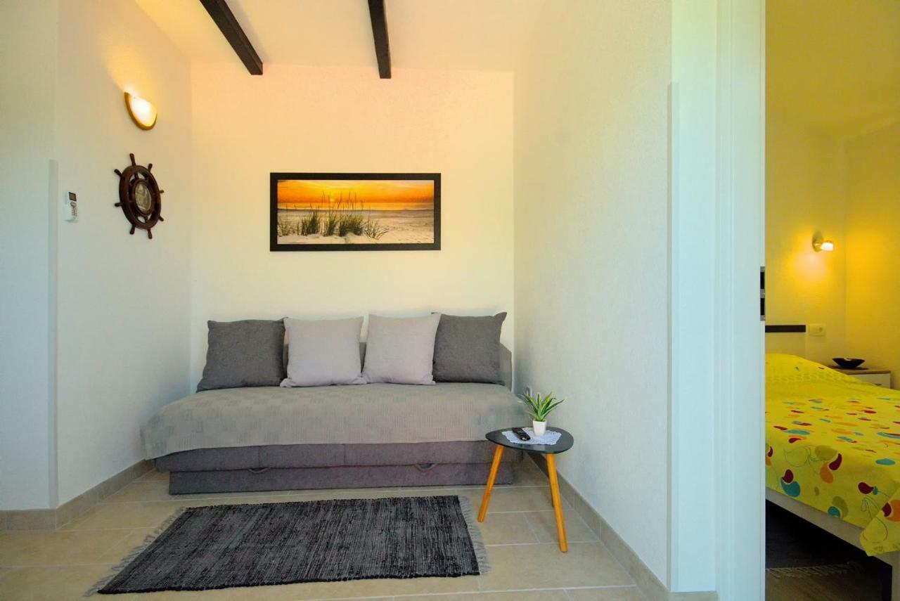 App Klabot *** Umag Exterior foto