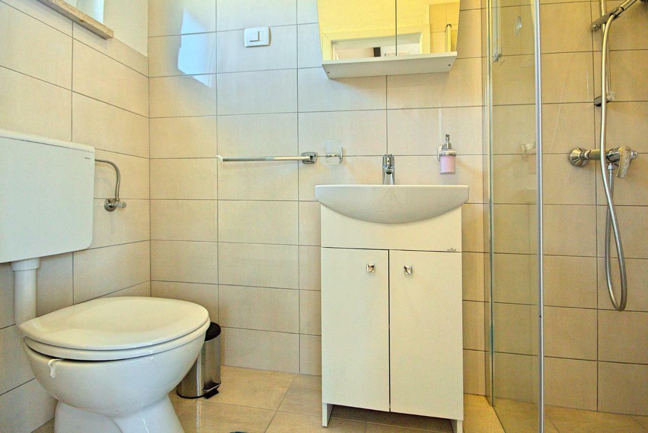 App Klabot *** Umag Exterior foto